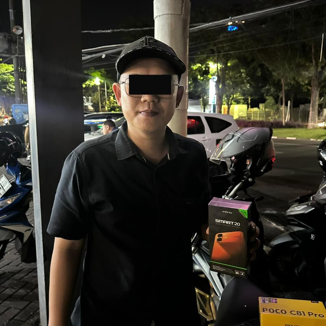 Foto pembeli Pembeli Arah Ponsel