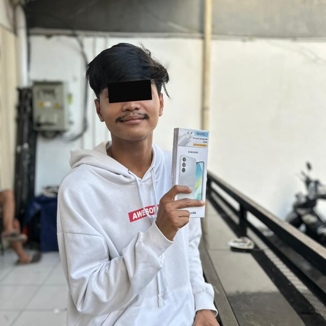 Foto pembeli Pembeli Arah Ponsel